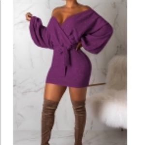 Sexy Dresses that hang off shoulders